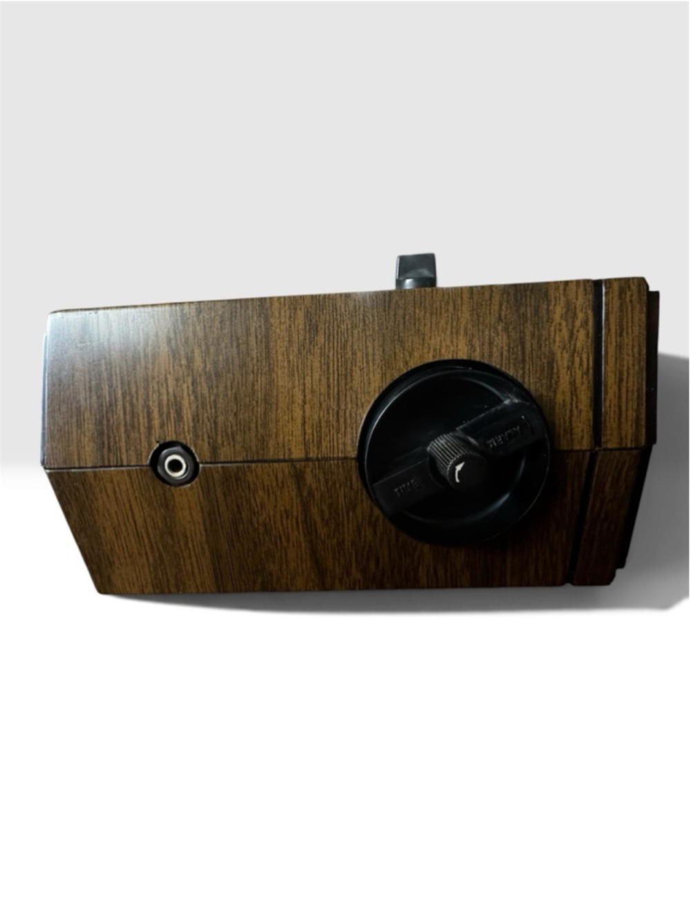 Vintage 1970s GE C4331B Flip Clock AM/FM Alarm Radio TESTED WORKING Woodgrain - Picture 11 of 15